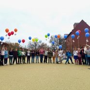 Luftballon-Grüße aus der Hansa-Grundschule